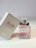 Parfum femme floral élégant longue tenue